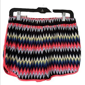Lovely Day Shorts. Black Multi-colored. Size Large